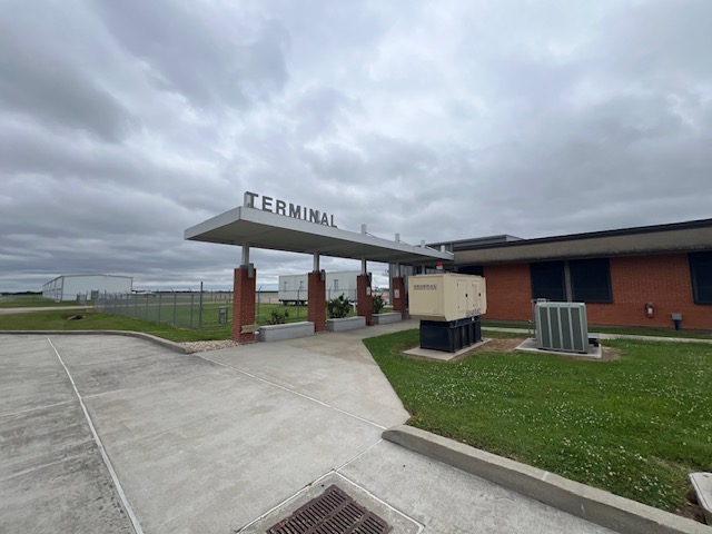 Covered walkway at Acadiana Regional Airport in New Iberia, LA